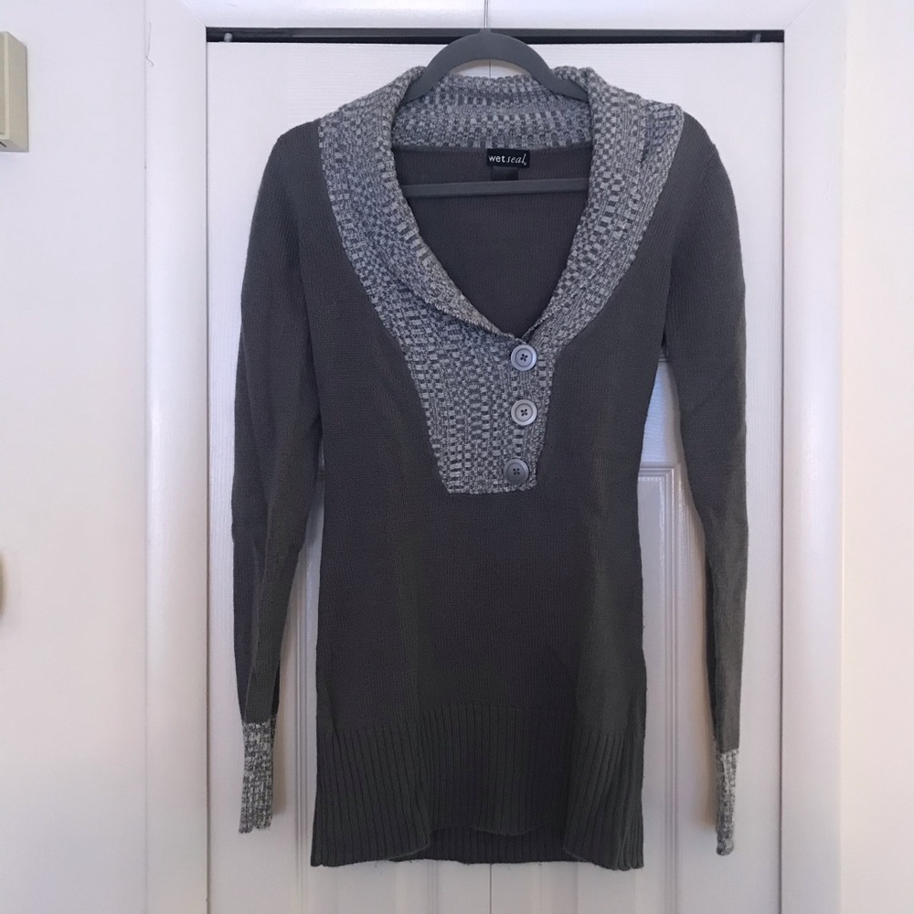 Gray Wet Seal Sweater, size Medium